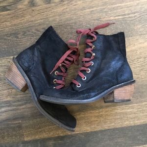 Dolce Vita Boots 🖤🥾